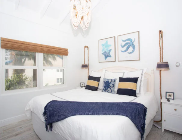 https://www.sircaymanislands.com/villas-of-the-galleon