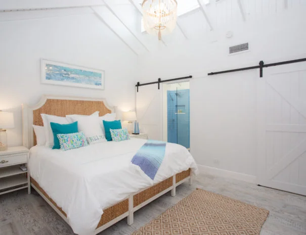 https://www.sircaymanislands.com/villas-of-the-galleon
