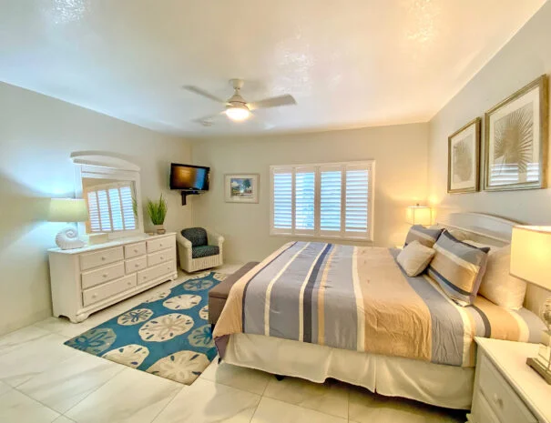 unit-36-master-bedroom-2