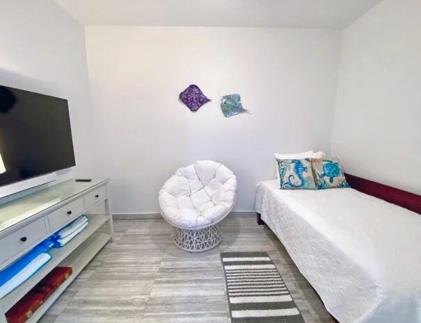 Hello Villa 32!